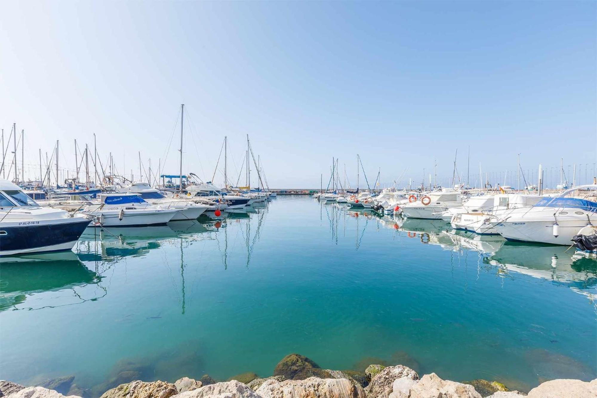A&N Seaport 2A Apartman Caleta De Velez Kültér fotó