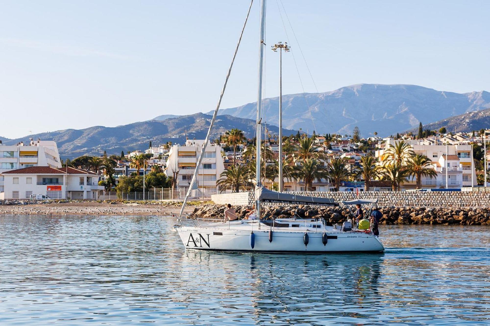 A&N Seaport 2A Apartman Caleta De Velez Kültér fotó